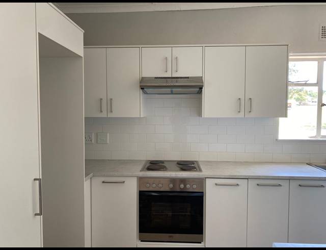 2 bed property to rent in LANGERUG